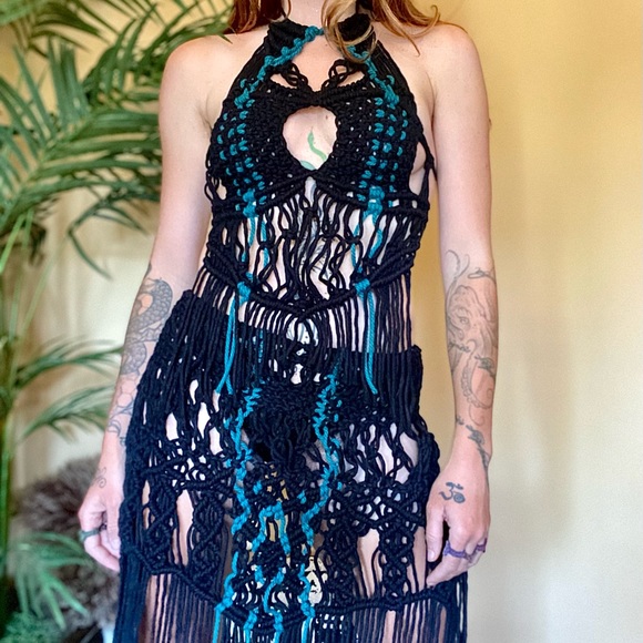 Original GoodVibeGoda Handmade Macramé Two Piece Set - Picture 5 of 16